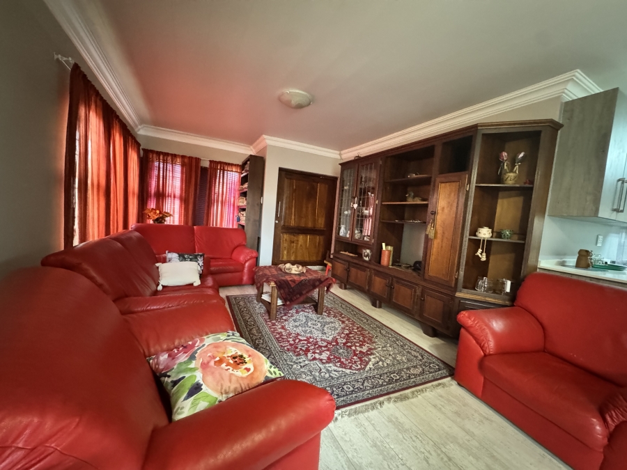 2 Bedroom Property for Sale in Flamwood North West